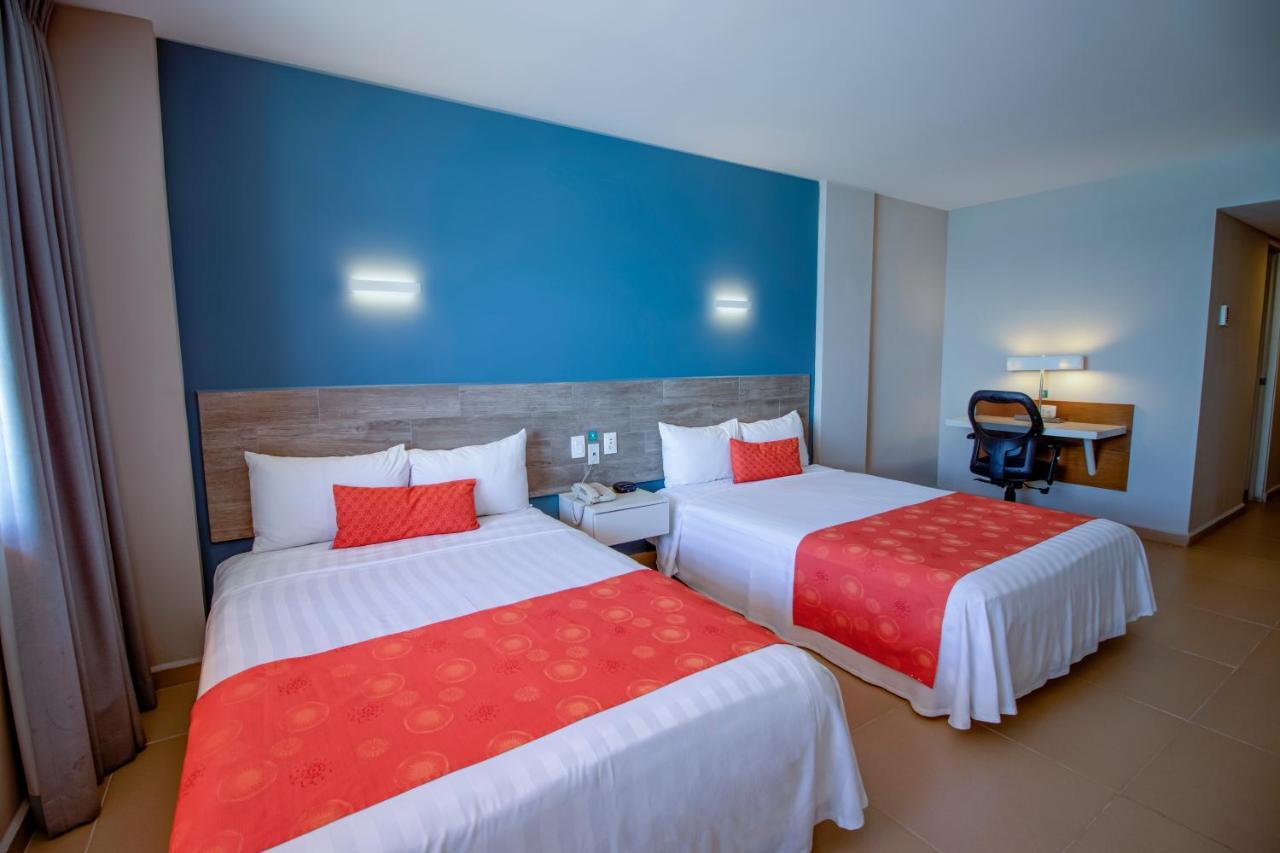 Star Palace Beach Hotel Mazatlan Exterior photo