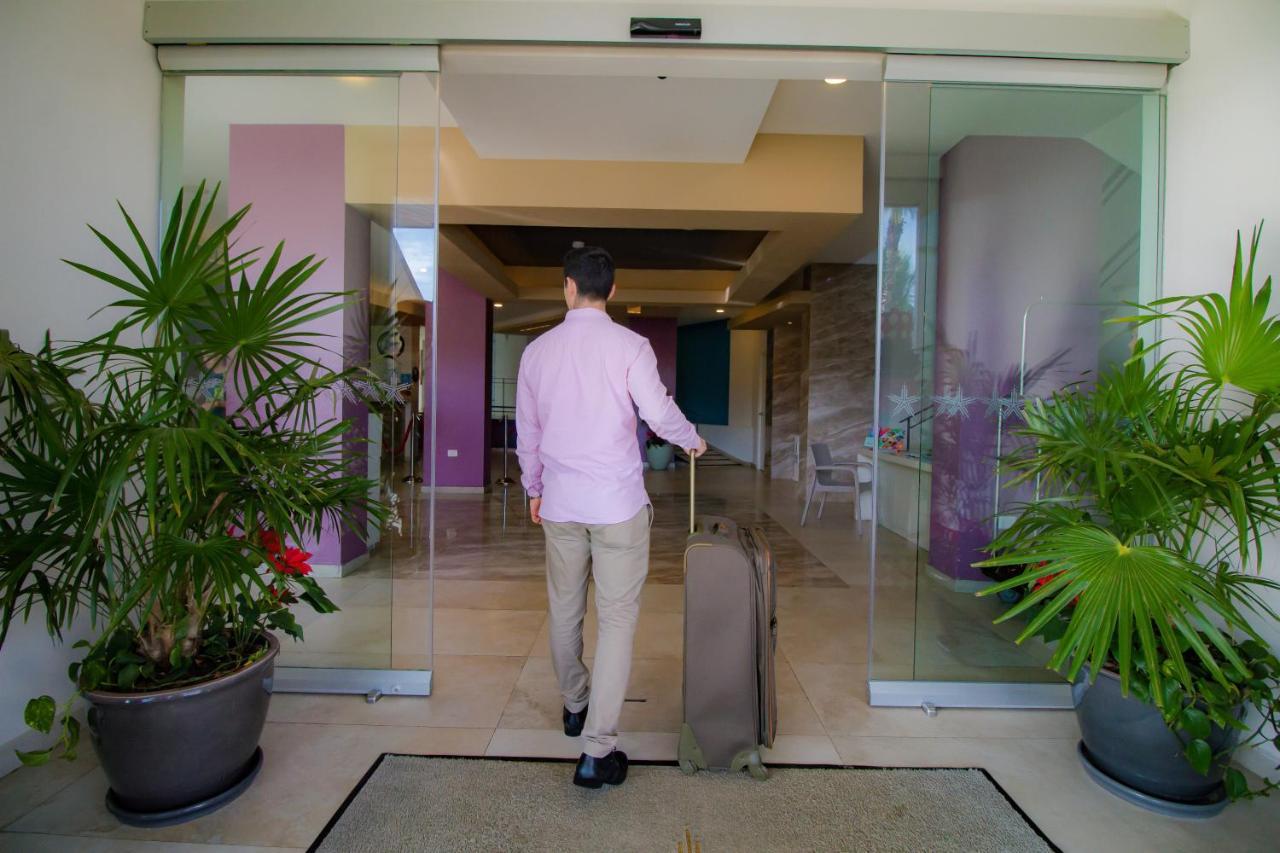 Star Palace Beach Hotel Mazatlan Exterior photo